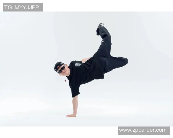 深圳街舞队实力飙升引领潮流创新高排名引发热议与关注 深圳街舞队实力飙升引领潮流创新高排名引发热议与关注