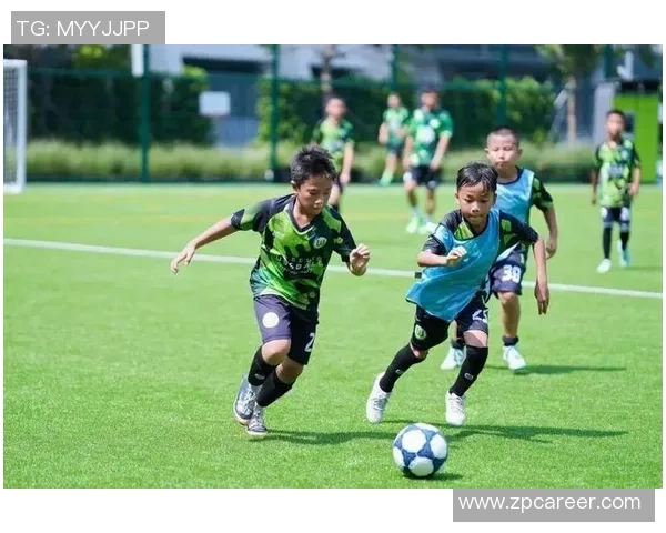 华田足球：助力青少年成长与梦想的足球培训新模式